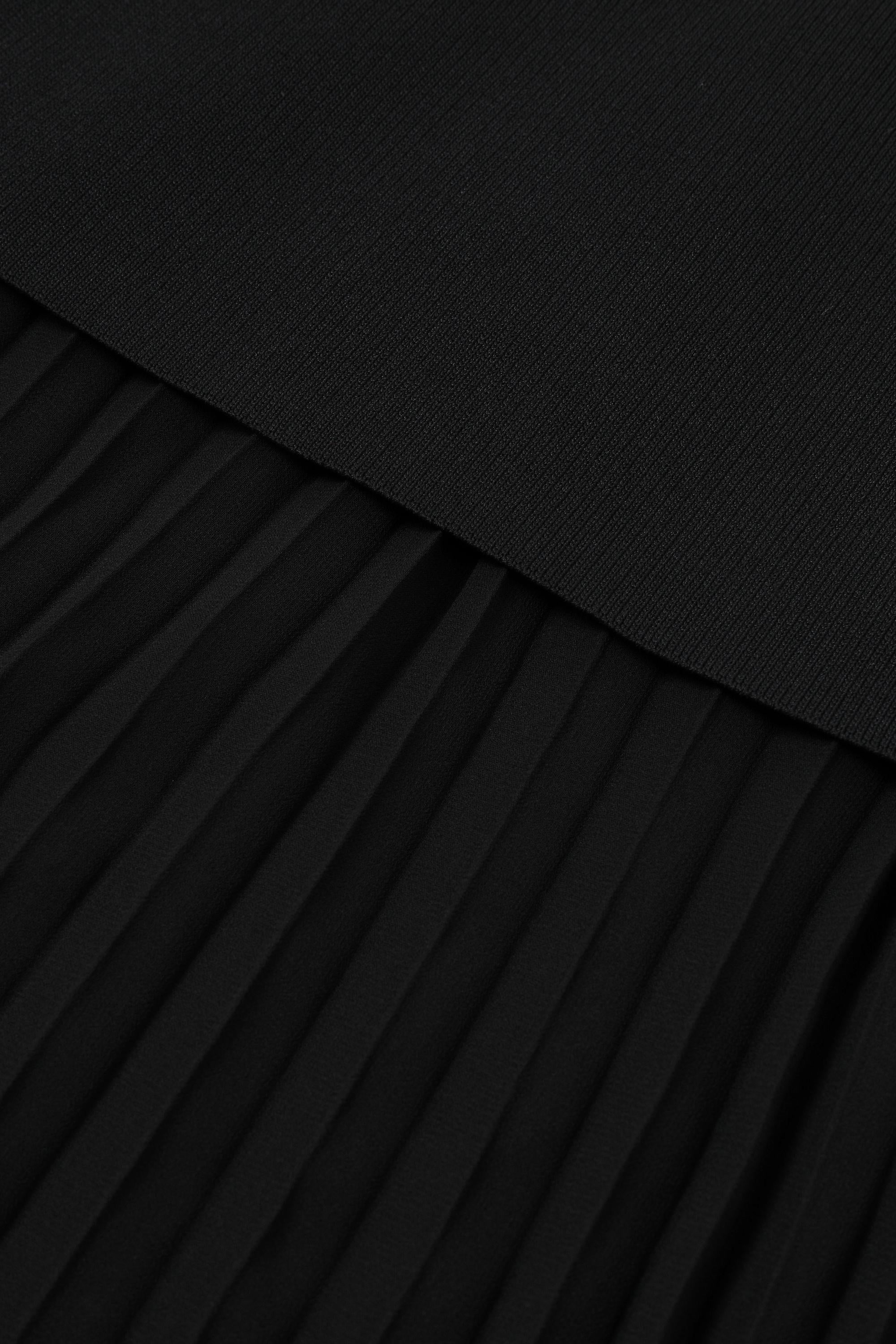 Dual Motion Midi Skirt