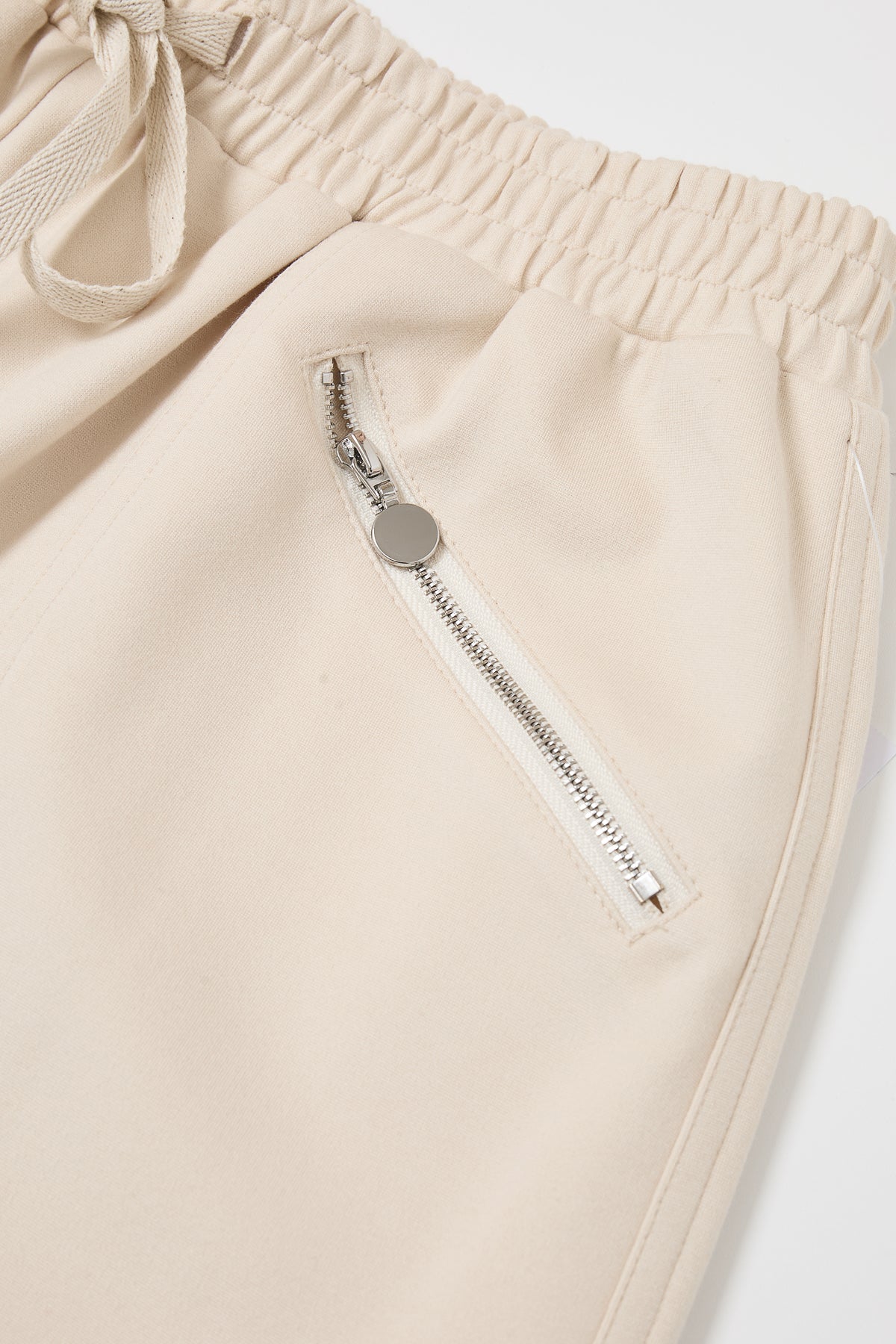 Anette Smocked Waist Balloon Sweatpants With Cargo Pockets