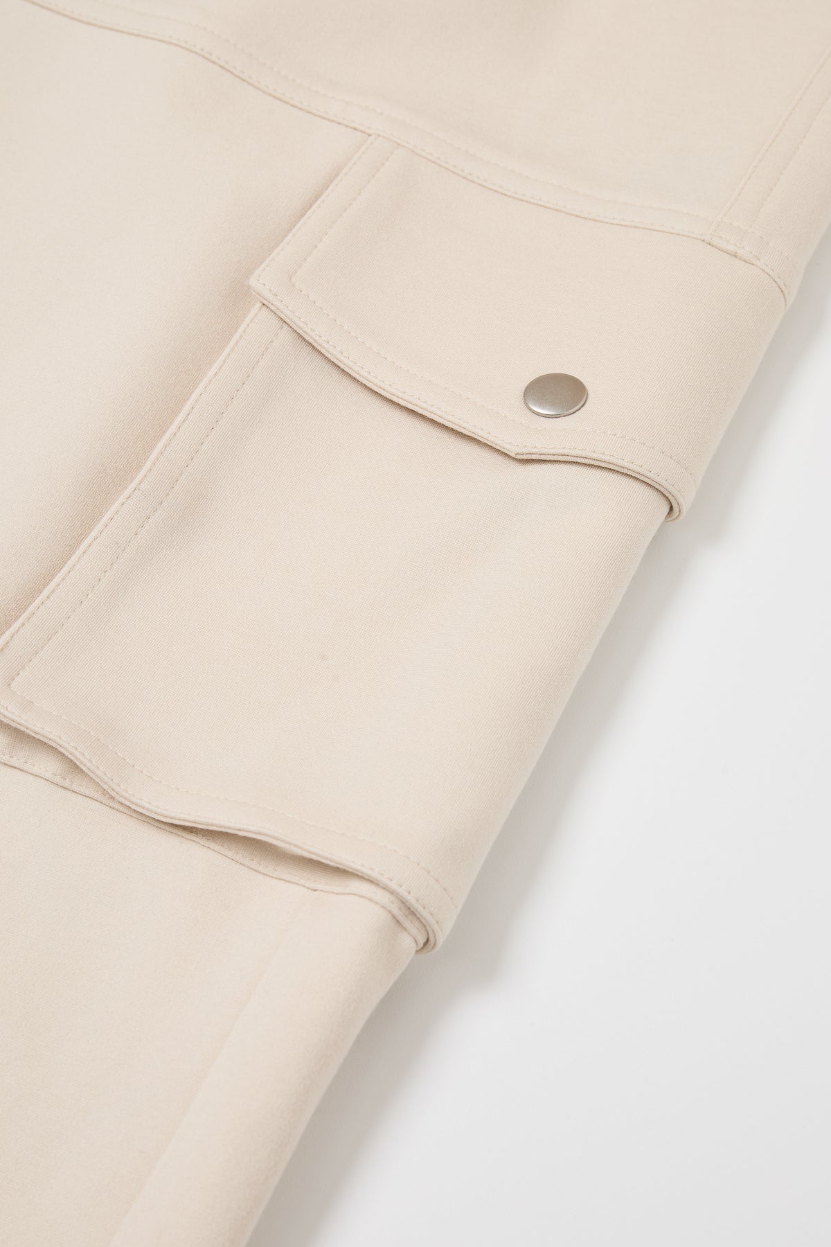 Anette Smocked Waist Balloon Sweatpants With Cargo Pockets