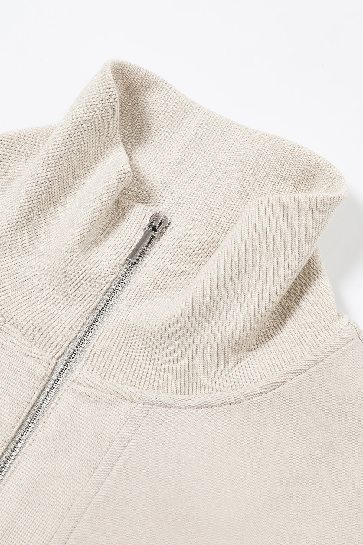 Apex Zip sleeveless Knit Top With Rib Detail