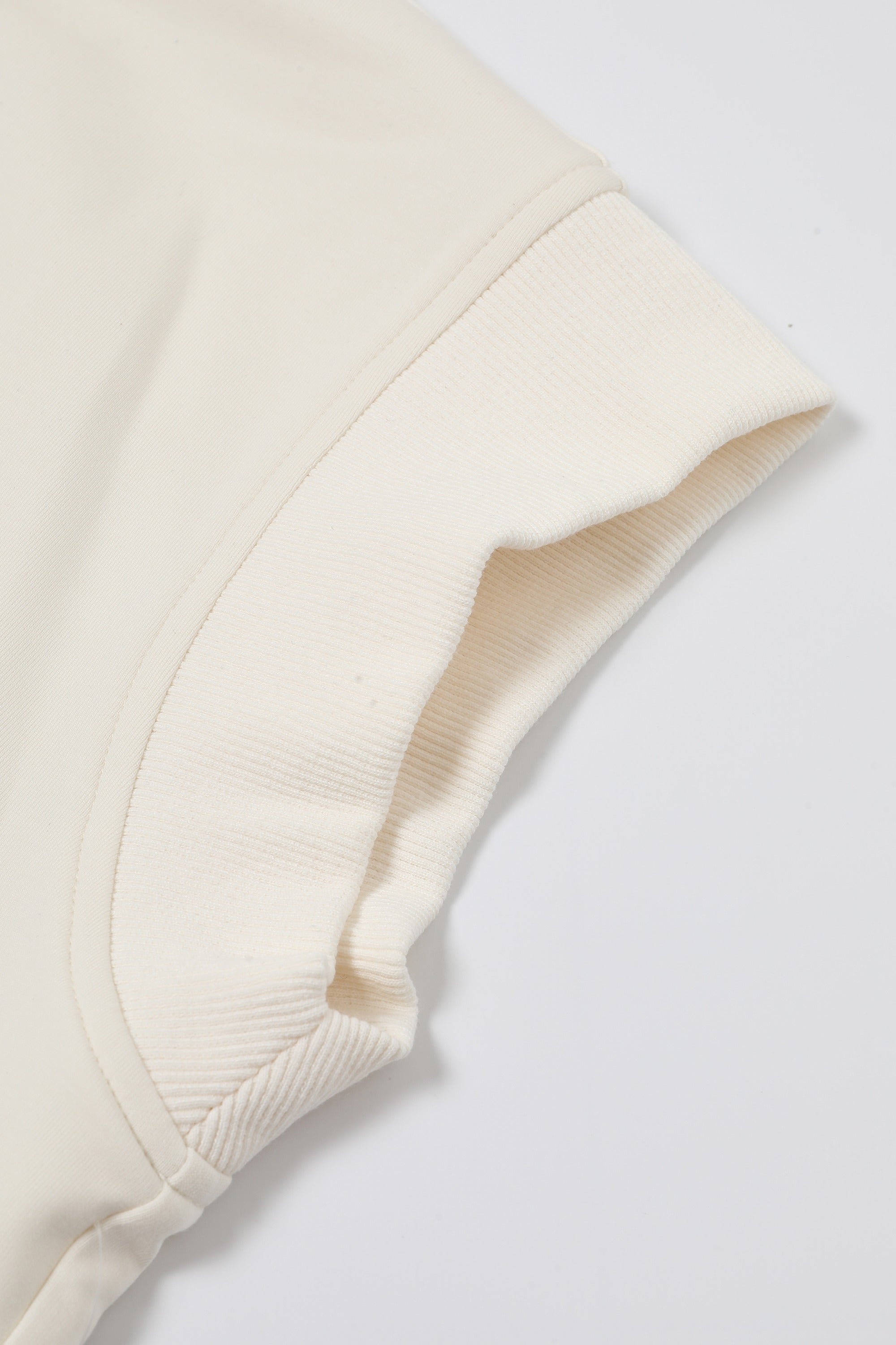 Apex Zip sleeveless Knit Top With Rib Detail