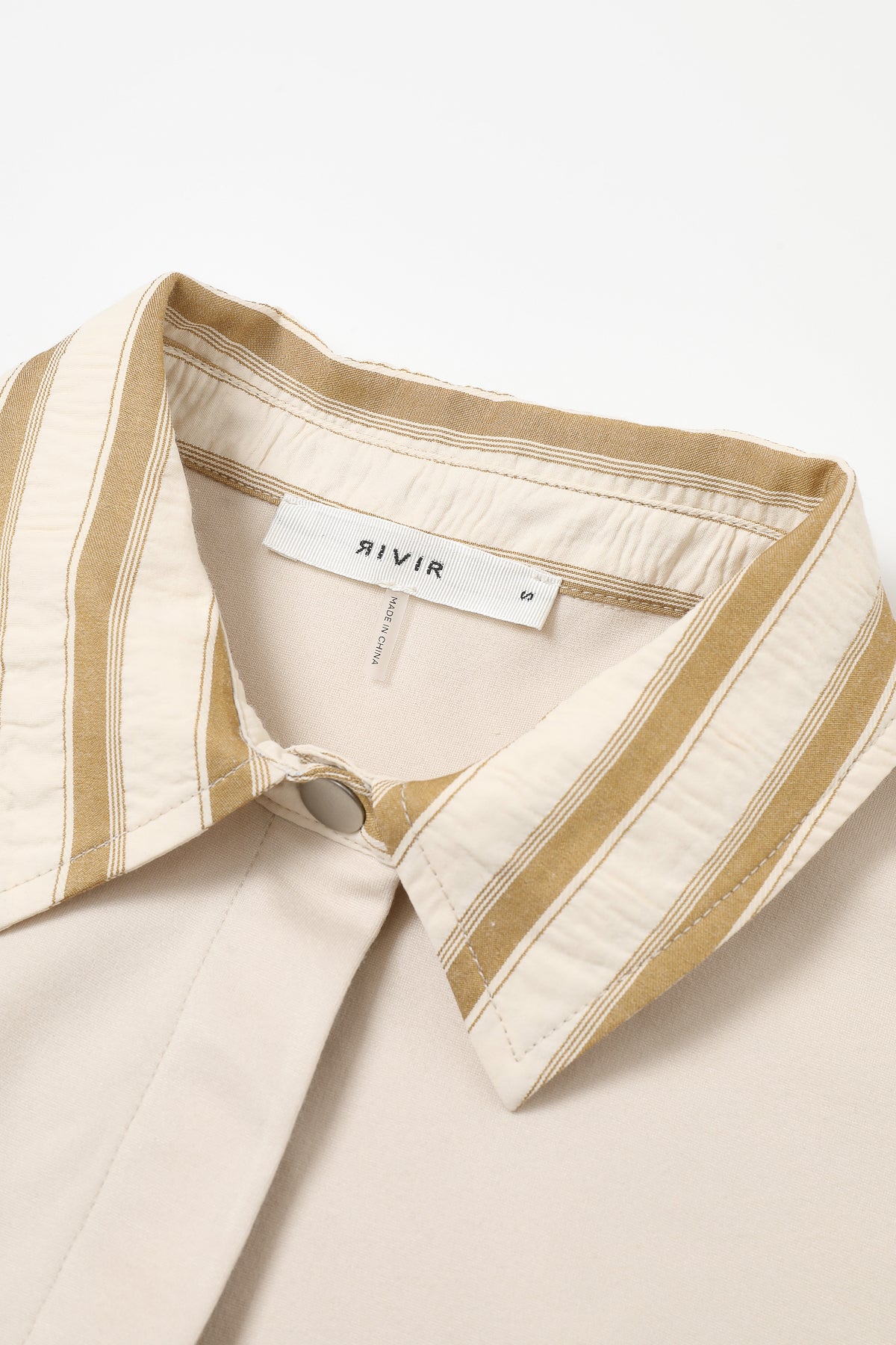 Anette Knit Collar Sweatshirt with Stripe Contrast