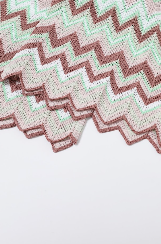 Geometric Pattern Knit Pants