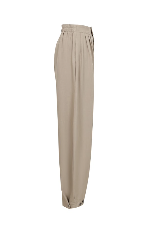 The Sera Woven Barrel Trousers